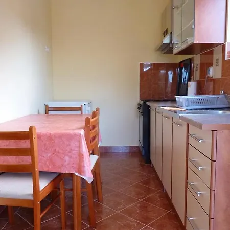 With Parking Space Nin, Zadar - 13158 Apartament